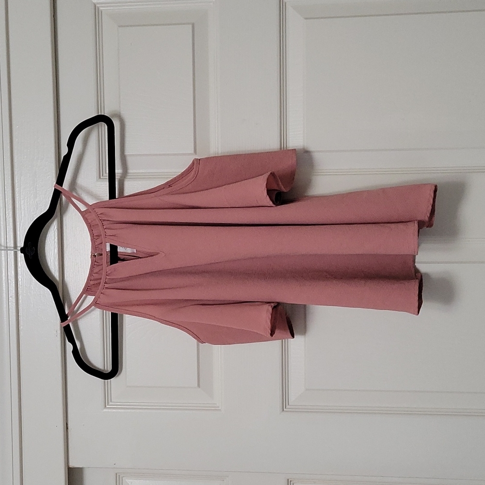 Women's off-the-shoulder blouse